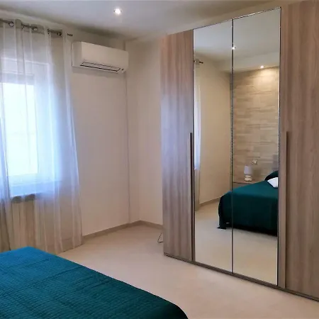 Apartment Baia Degli Albatros